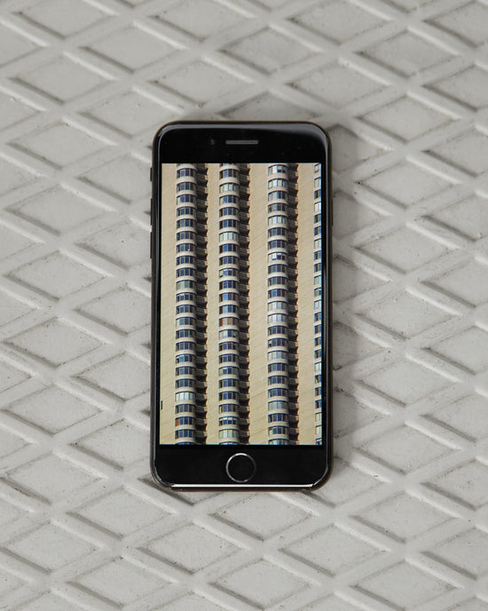 Liligutt Shop ~ When a building talks