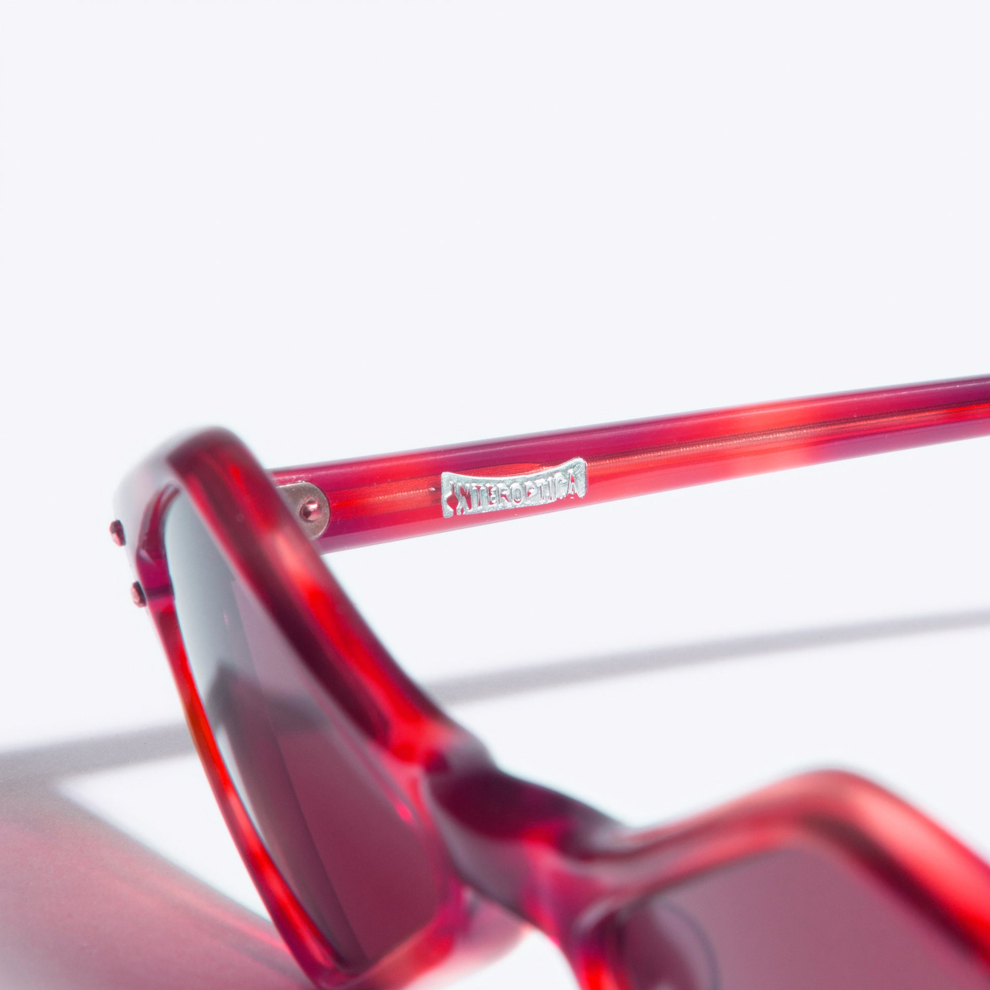 Liligutt Shop ~ vintage sunglasses