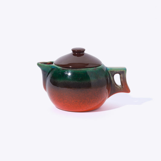 Liligutt Shop ~ Vintage Teapot